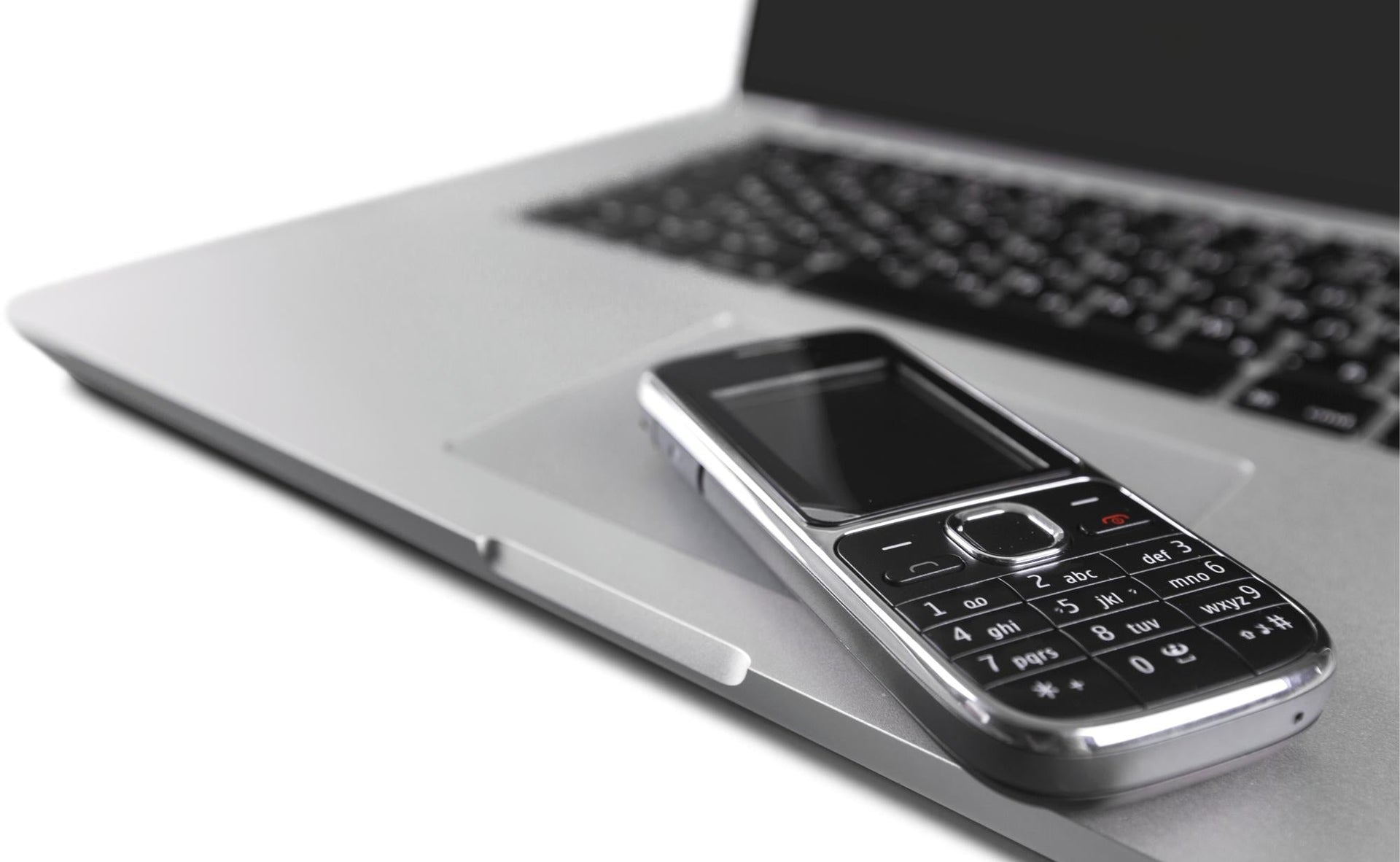 How to Set Up Dual-SIM for International Travel or Business